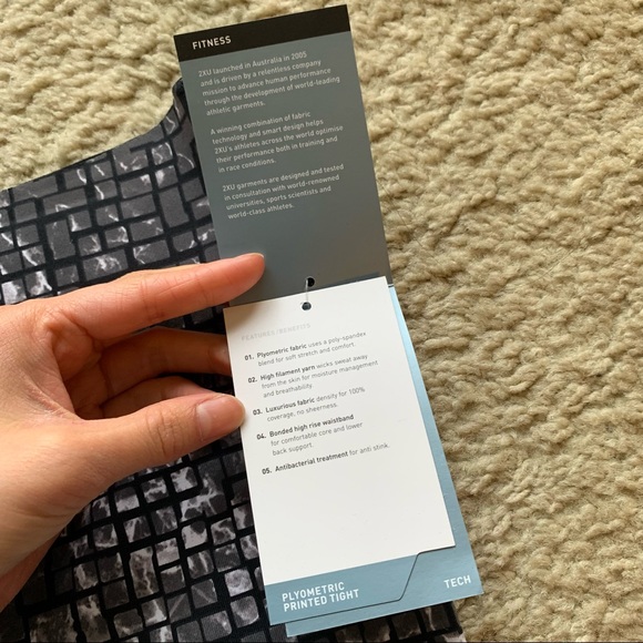 NWT Women’s 2xu Plyometric Printed Tights - Leggings - Picture 5 of 9